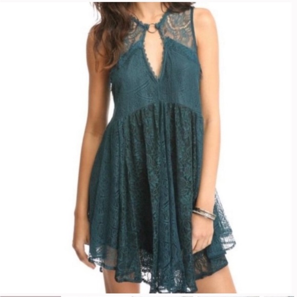Free People Don't You Dare Mini Lace Dress in Emerald Green NWT Size Small - Picture 3 of 10